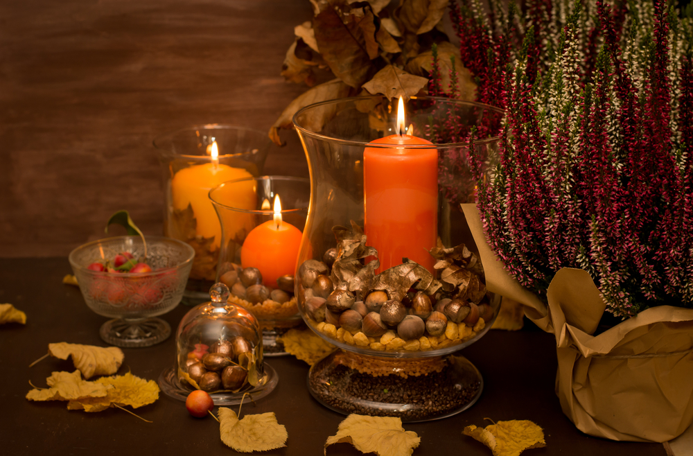 jesenná dekorácia z gaštanov
