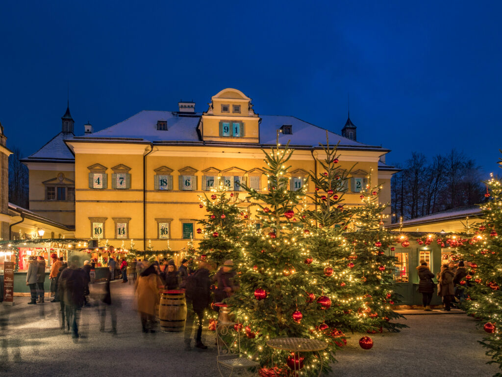 Vianočné trhy Hellbrunn.